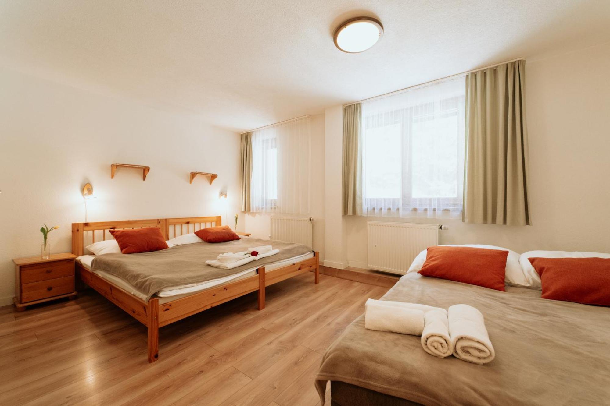 Horsky Hotel Bartoska Cremosne Exterior photo